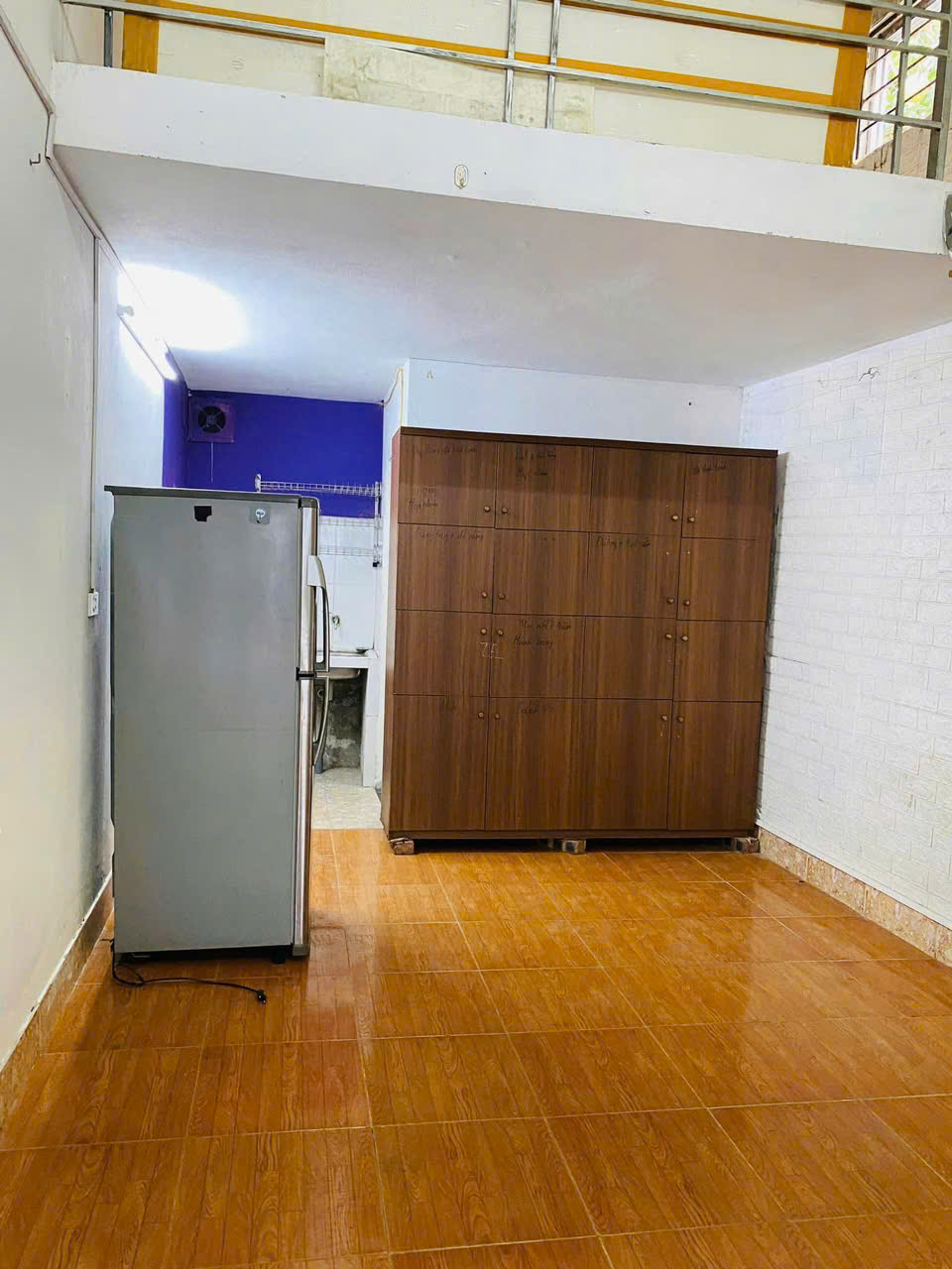 HOT, HOT! CHO THUÊ PHÒNG TRỌ KHÉP KÍN 30m2 LONG BIÊN, HÀ NỘI 2,8TRIỆU