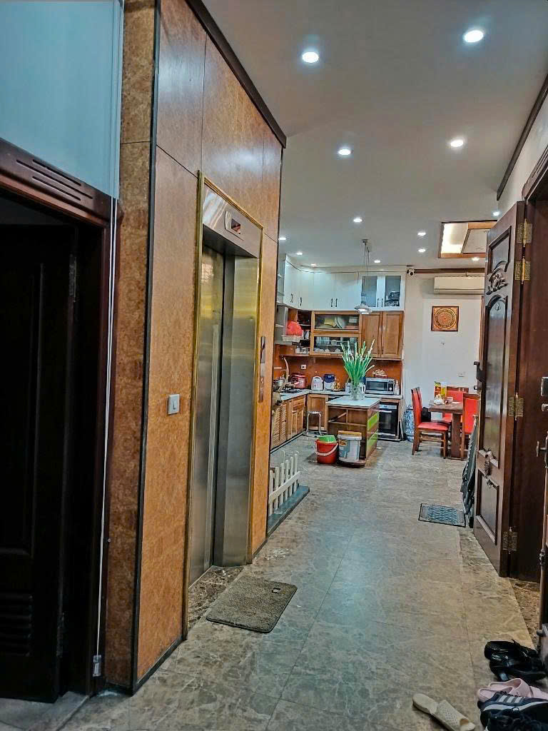 BIỆT THỰ TÂY HỒ - LÔ GÓC - 5 T THANG MÁY - HÀNG XÓM QUAN CHỨC - Ở ĐẲNG CẤP 110m, 5T, MT 16m