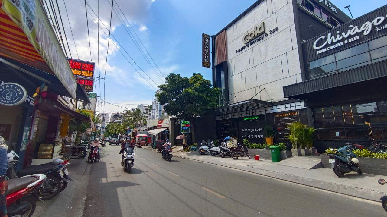 Ban nha mt nam hoà phường phước long A, q9, DT 5. 5 x 33.5m . DTSD là 161m2 . Còn DTCN sổ là 137m2 . - 13,8 TỶ