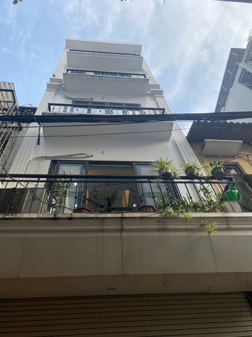 TÔI CHÍNH CHỦ BÁN NHÀ 5 TẦNG ĐƯỜNG HOÀNG MAI, GIÁ RẺ NHẤT THỊ TRƯỜNG