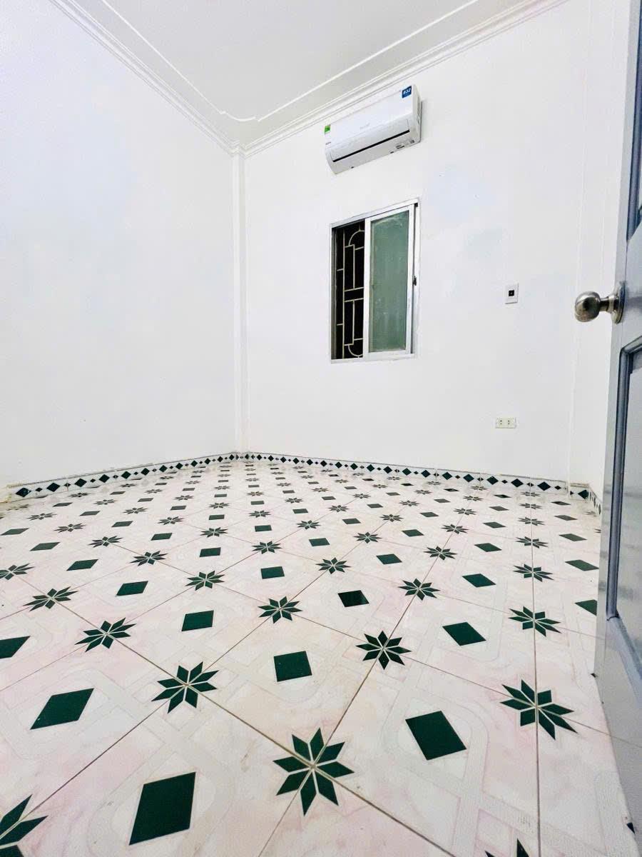 NHÀ KHƯƠNG TRUNG GẦN ÔTÔ 28M X 4 TẦNG GIÁ NHỈNH 5 TỶ - NHÀ XÂY CHẮC CHẮN Ở LUÔN