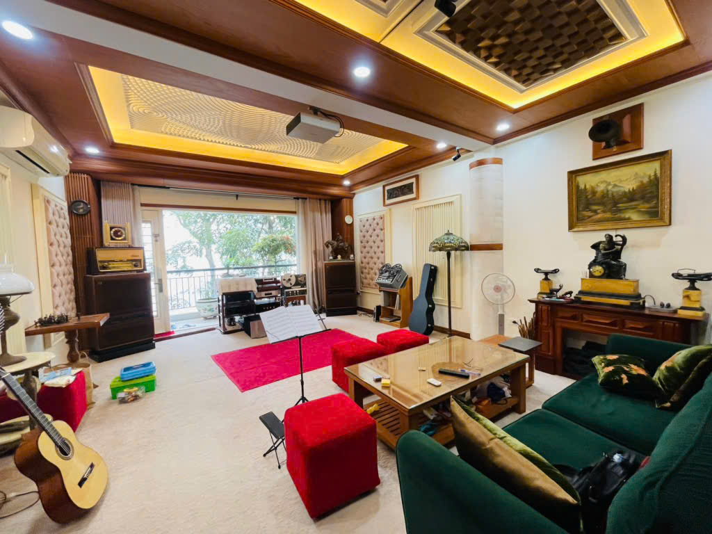 BÁN NHÀ PHÂN LÔ HOÀNG QUỐC VIỆT, DT 66M2, 5 TẦNG, ÔTÔ VÀO NHÀ GIÁ HƠN 15 TỶ