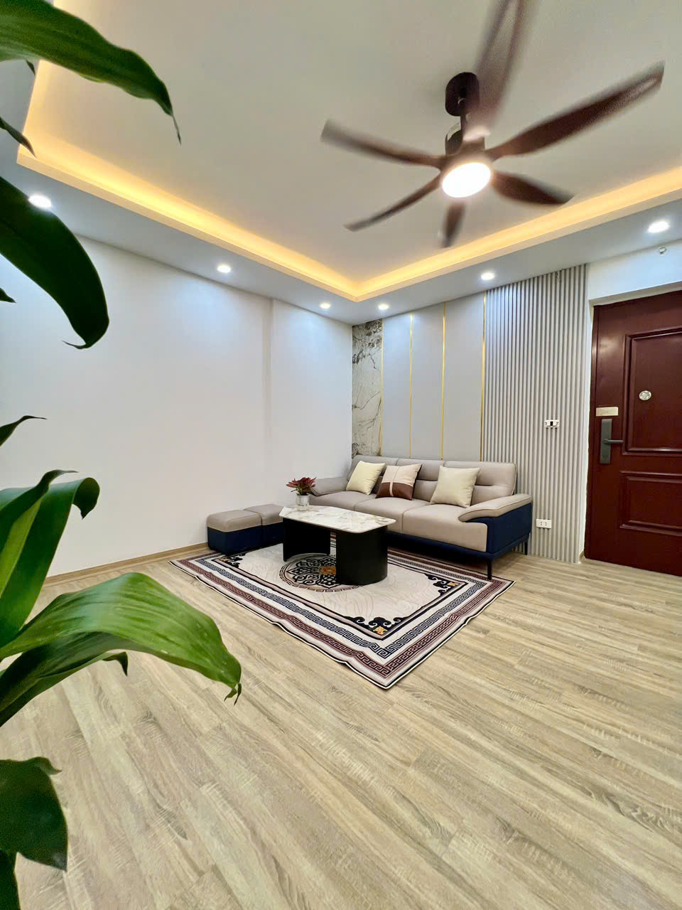 Căn hộ sổ đỏ, tầng thấp tòa chung cư Rice City, Linh Đàm, quận Hoàng Mai, 54m2, 2 ngủ, giá chỉ 3.7x tỷ