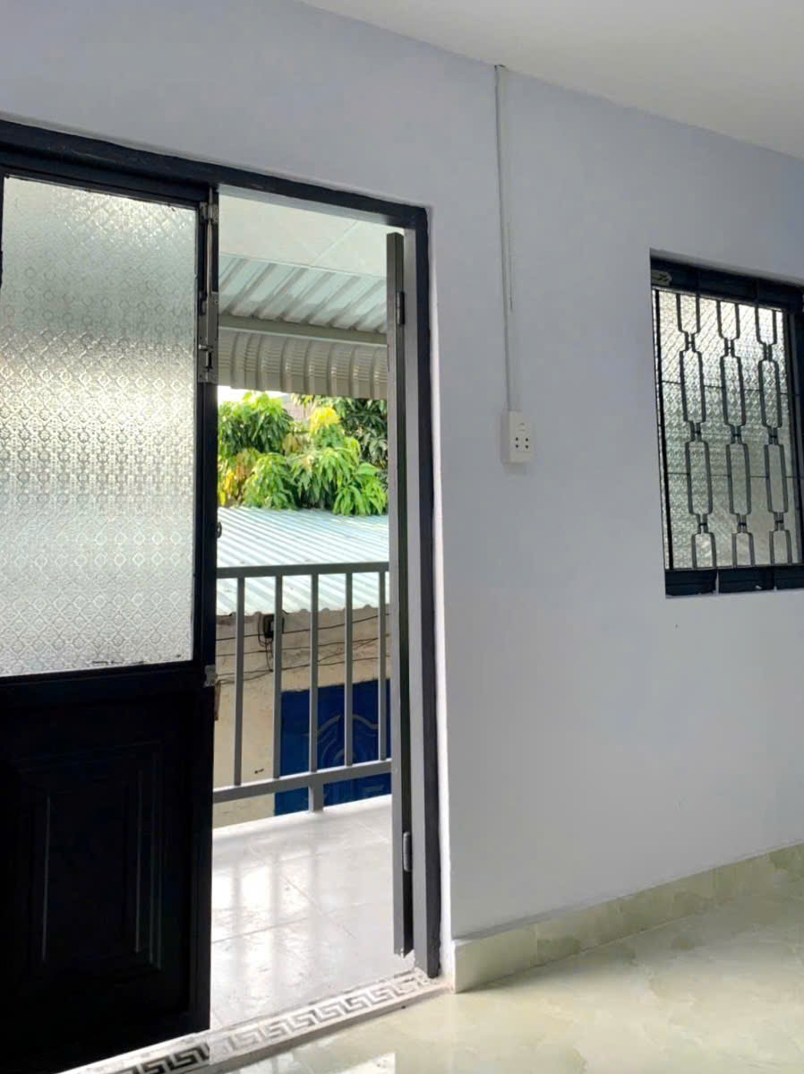 BÁN NHÀ 2 TẦNG, 2 PHÒNG NGỦ, GIÁ HỜ 1.5 TỶ - QUỐC LỘ 1A, LINH TRUNG, THỦ ĐỨC, TP.HCM - SỔ HỒNG CHÍNH CHỦ