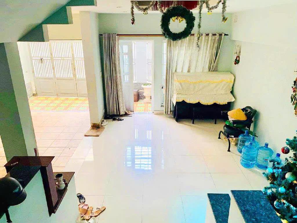 Bán nhà 1 trệt 2 lầu trung tâm Lê Văn Sỹ Quận 3- ngang gần 8m, hẻm 6m thông tứ tung, xe hơi quay đầu, đnag có dòng tiền