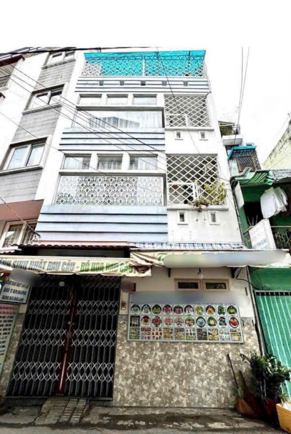 Hẻm Xe Hơi Hoàng Hoa Thám P5 Phú Nhuận