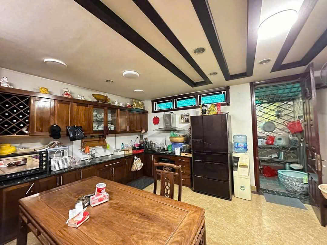 Nhà phố TÂN MAI – HOÀNG MAI 85m 5 Tầng MT5m KD ô tô tránh. 24.8 tỷ. LH 0866429734
