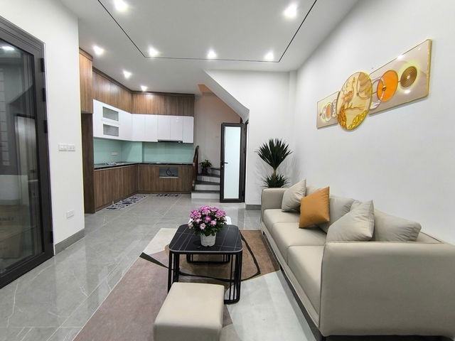 Bán nhà mới - đẹp - thoáng sáng Ngọc Thụy Long Biên 30m2 5T nhỉnh 6 tỷ gần oto tránh