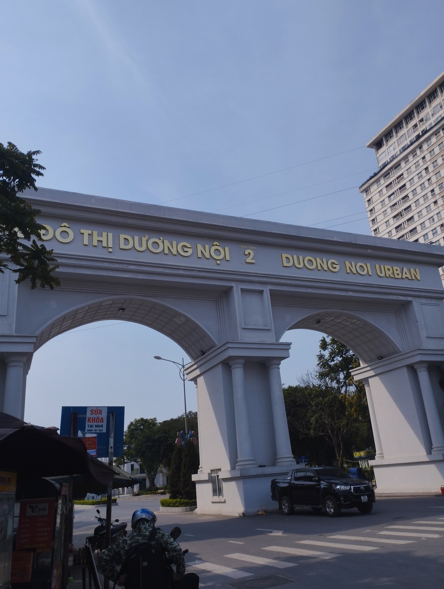 CHUNG CƯ - 3 NGỦ - CĂN GÓC - TẦNG CAO - VIEW THOÁNG - TẶNG FULL NỘI THẤT - Ở NGAY