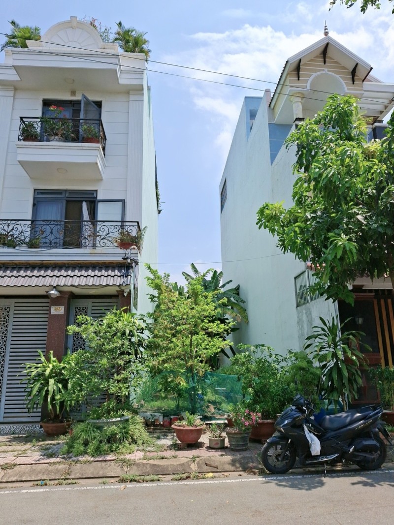 Tôi cần bán đất Phân Lô Thủ Đức, Phân lô 5mx25m giá tốt nhất KHU VỰC