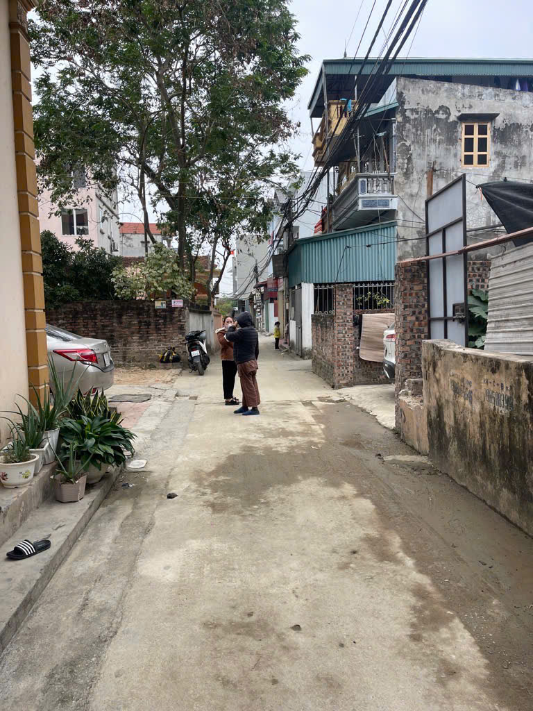 Đất chính chủ - Vị trí đẹp tại Đài Bi, Uy Nỗ 99m2, mt 4.5m, đường 5m