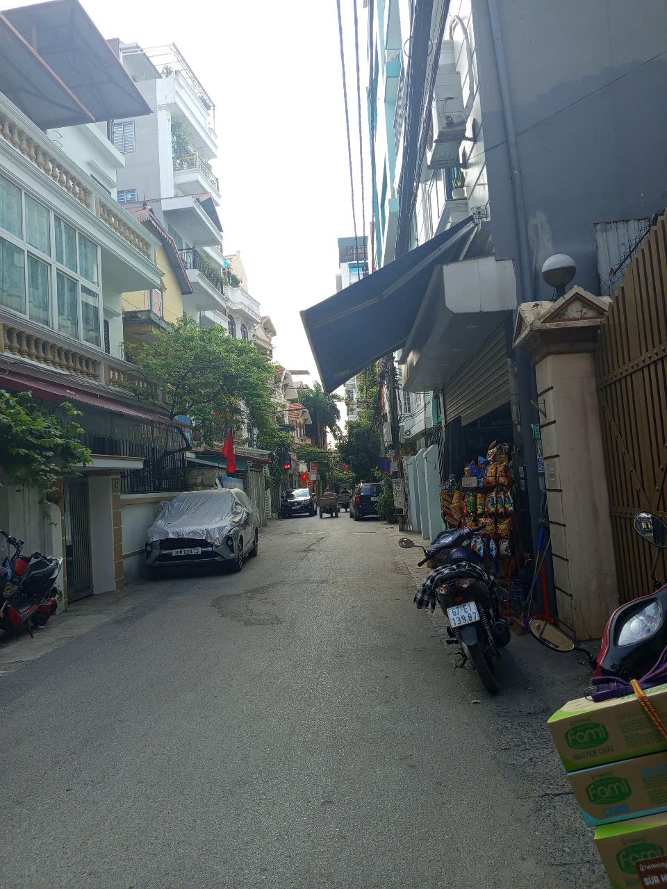 Nhà bán tại Cổ Nhuế, Bắc Từ Liêm, xây mới, ở ngay, 6T thang máy, tiện ích ngập tràn 40m, 7,7 tỷ