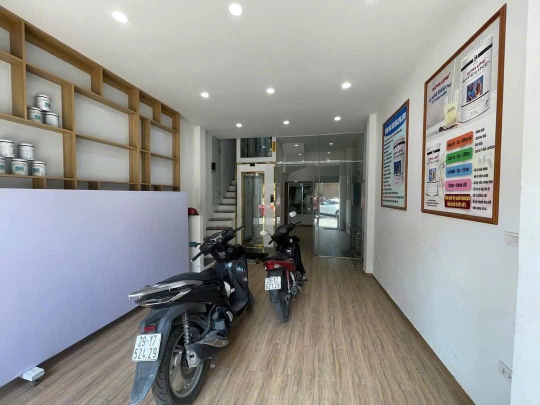 TRUNG TÂM NHỘN NHỊP BẬC NHẤT ĐỐNG ĐA - MẶT NGÕ NGUYỄN CHÍ THANH TO NHƯ PHỐ - 5 TẦNG THANG MÁY GARA OTO - FULL NỘI THẤT CAO CẤP