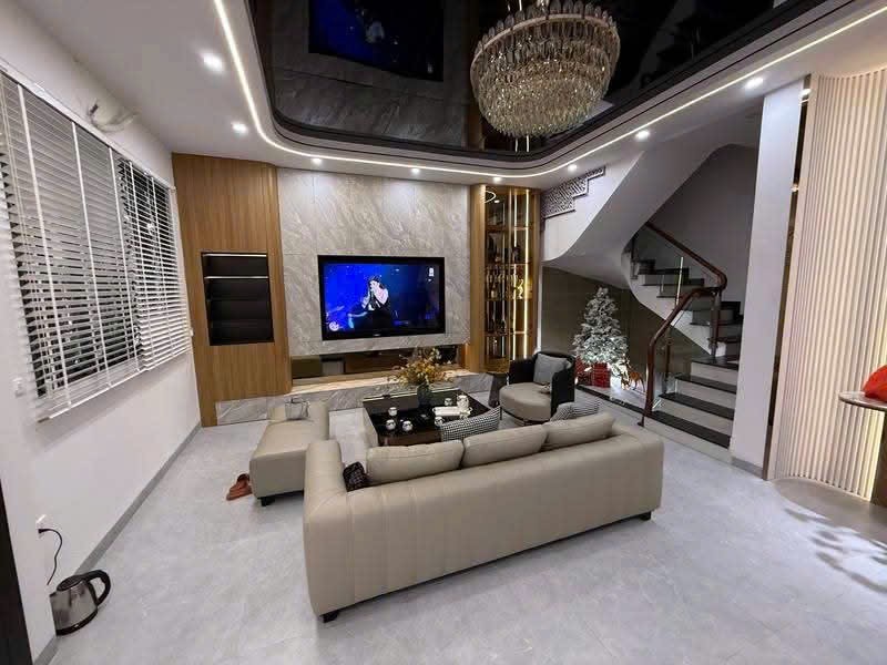 4MẶT THOÁNG VĨNH VIỄN ĐỈNH CỦA HIẾM HÓT - THANG MÁY - KHÁCH SẠN 5 SAO XỊN ĐẸP MỚI LUNG LINH ĐẲNG CẤP - NỞ HẬU- CÁCH Ô TÔ 10M, SÁT HỒ