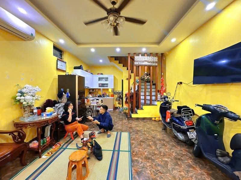 ⚛️ MẶT NGÕ KINH DOANH SPA, NAIL, SALON TÓC, TẠP HOÁ, BÁN THUỐC TÂY - LÔ GÓC 2 MẶT THOÁNG - TRUNG TÂM BA ĐÌNH - GẦN NGAY PHỐ - NHÀ CỰC KÌ ĐẸP