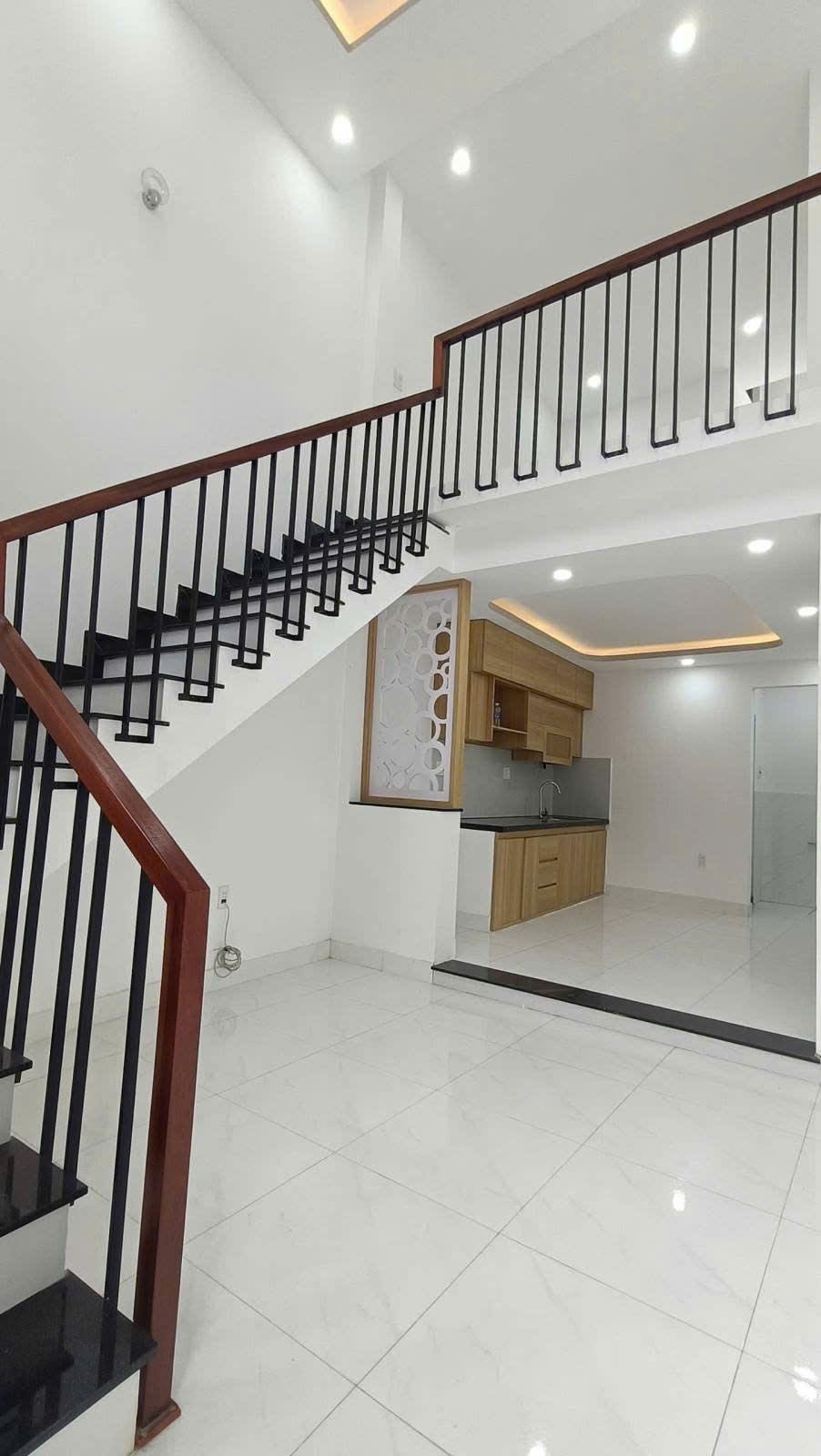 BÁN NHÀ KIỆT Ô TÔ HOÀNG VĂN THÁI, HOÀ KHÁNH NAM, ĐÀ NẴNG