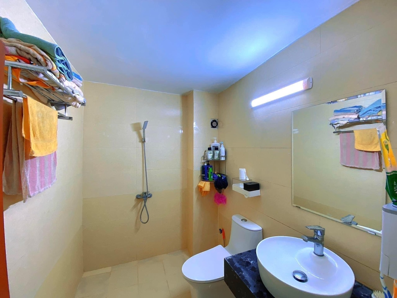 BÁN NHÀ NGÕ 118 NGUYỄN KHÁNH TOÀN. CÁCH Ô TÔ TRÁNH ĐỖ 30m. NHÀ HIỆN ĐANG CHO THUÊ DÒNG TIỀN. GIÁ NHỈNH 9TY.
