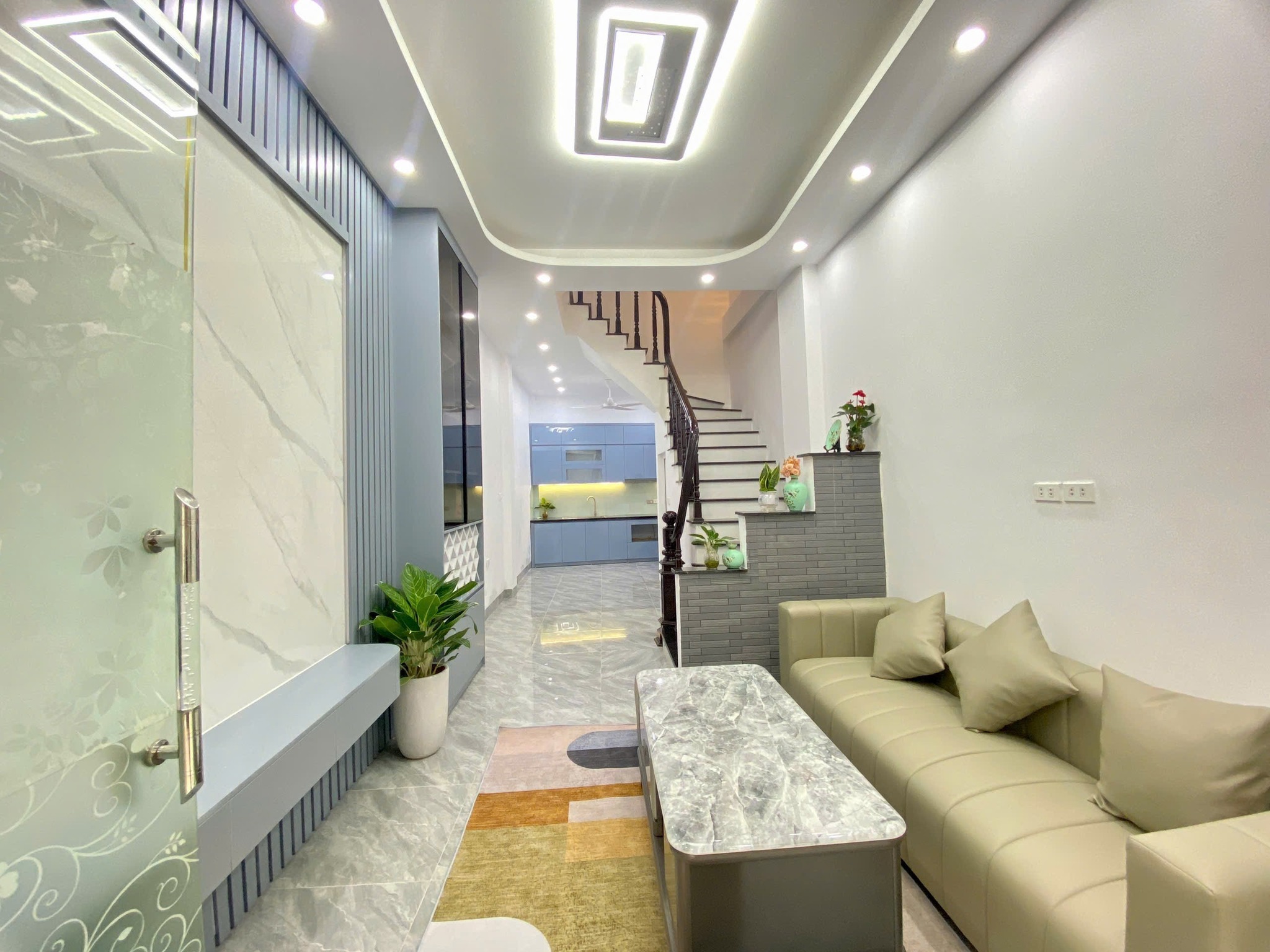 10M RA PHỐ , BA GÁC ĐỖ CỬA , NGÕ THOÁNG RỘNG 22M2 PHAN ĐÌNH GIÓT THANH XUÂN 4TẦNG 4.2 TỶ .