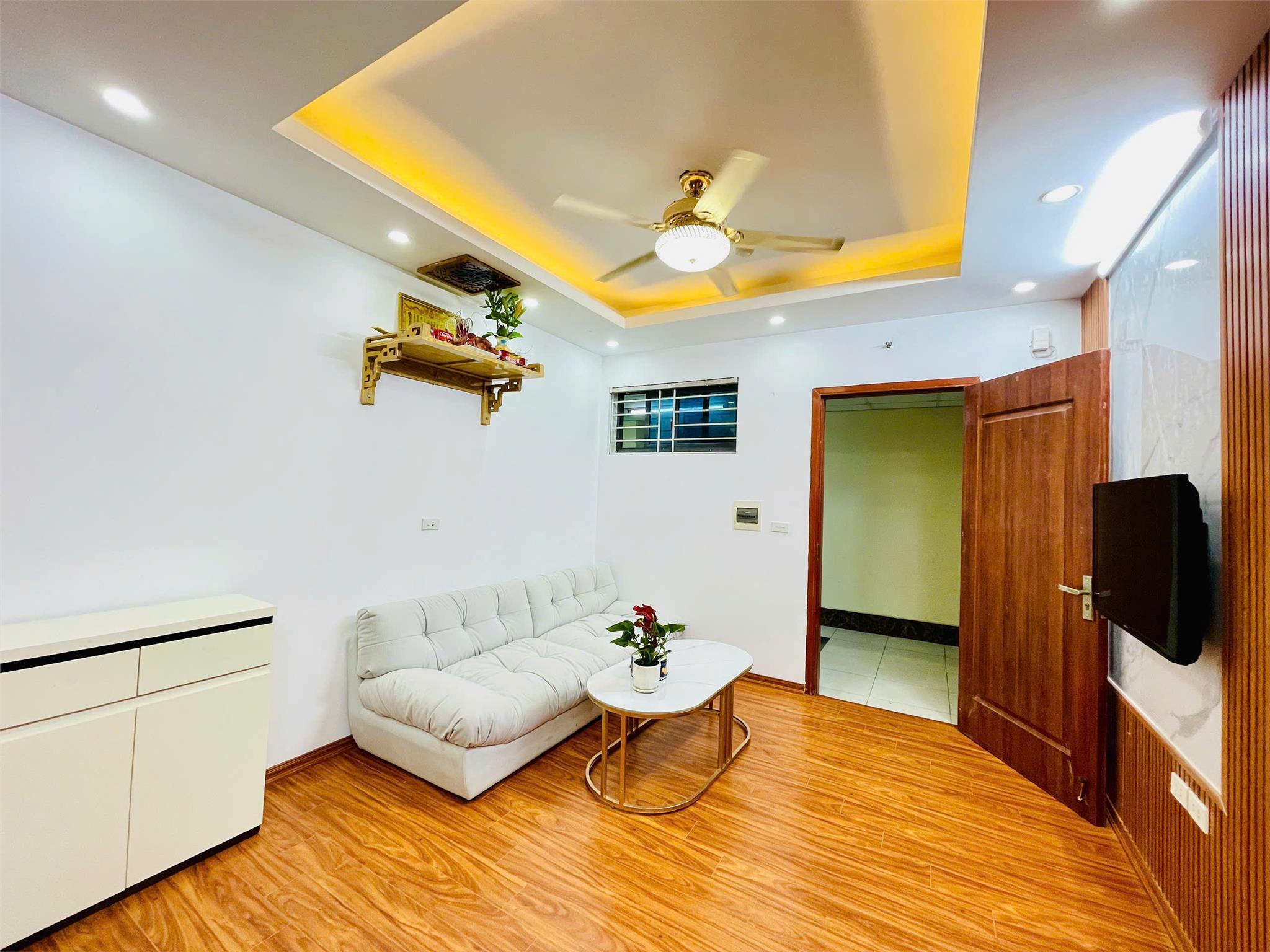 BÁN GẤP CĂN HỘ ĐẸP – ĐỐI DIỆN TÒA VINACONEX, GIÁ CHỈ 3,6 TỶ!