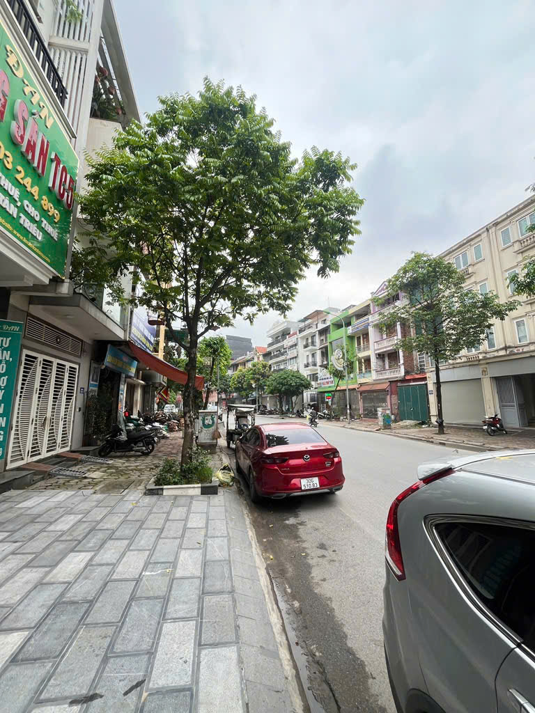 ĐÁNG CHÚ Ý! BÁN GẤP NHÀ MẶT PHỐ 61m 6 Tầng- Vỉa hè Kinh Doanh Thang máy - View Công Viên. Đường xe tải đua chỉ hơn 10