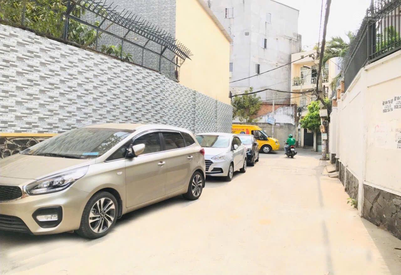Chủ cần bán gấp nhà mới 4 tầng giá giảm sâu, hẻm xe hơi 60m2 ngang hơn 4,7m sổ vuông giá dưới 9 tỷ