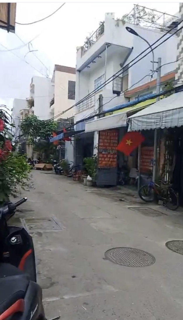 76m2