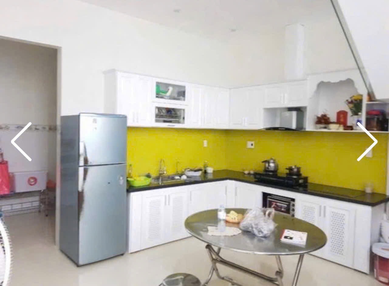 Nhà 2 tầng đường Lê Tấn Trung . Diện tích : 100m , ngang 5m