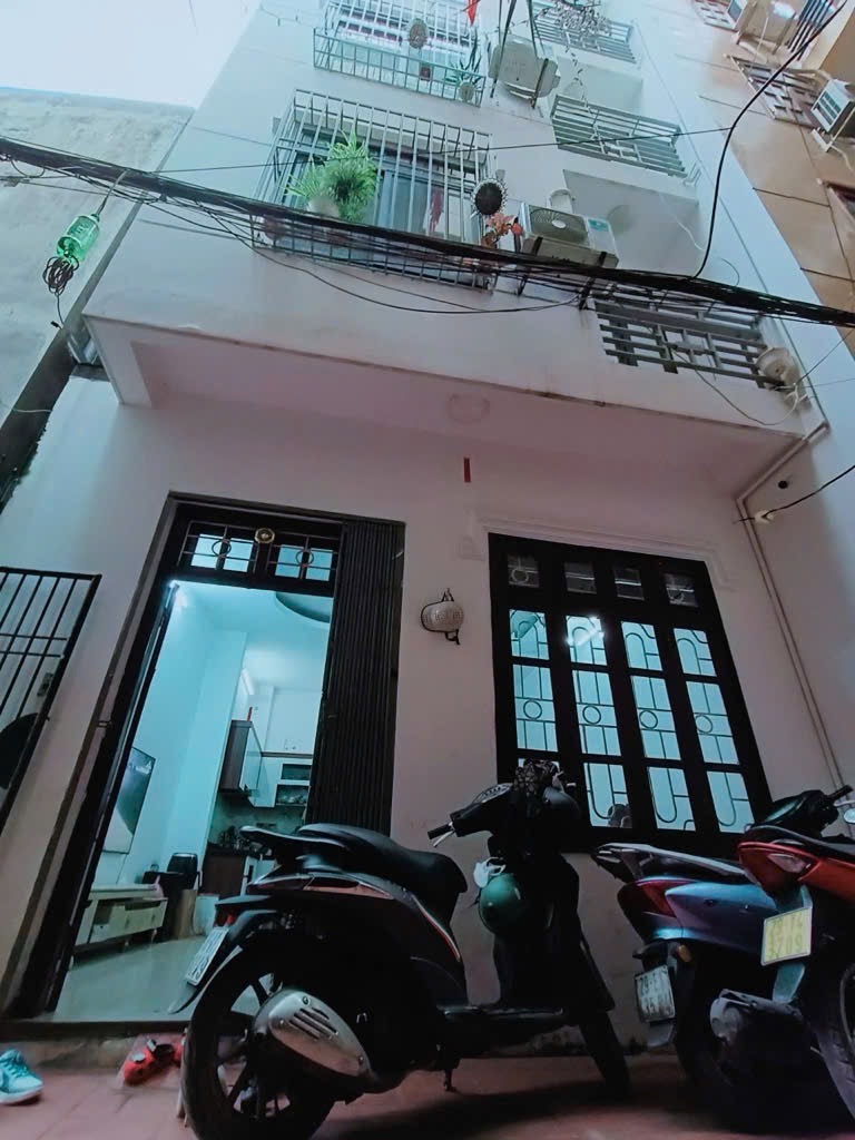 NHÀ ĐẸP DÂN XÂY HOÀNG MAI – TRƯƠNG ĐỊNH– 3 THOÁNG – GẦN Ô TÔ –35M2– 6.8 TỶ