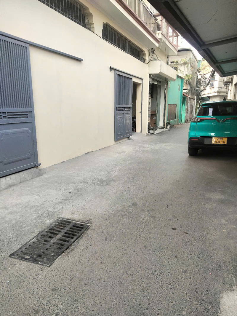Chỉ 3 tỷ Có ngay Nhà 2 tầng tại thôn Quỳnh Đô Vĩnh Quỳnh. 30m2×2 Tầng. Mặt tiền 6m. Nở hậu. Lô góc. Ngõ ôtô tránh