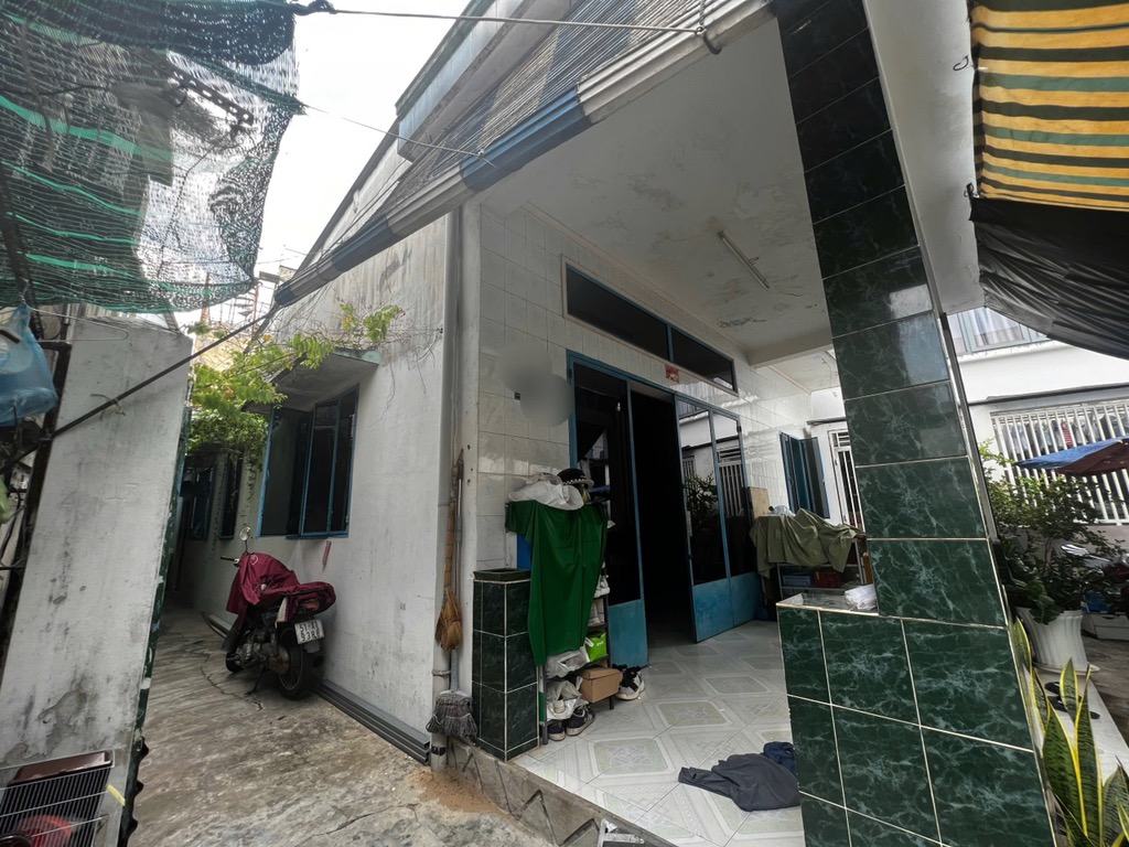 NHÀ NHÀ DIỆN TÍCH KHỦNG GẦN CHỢ THỦ ĐỨC