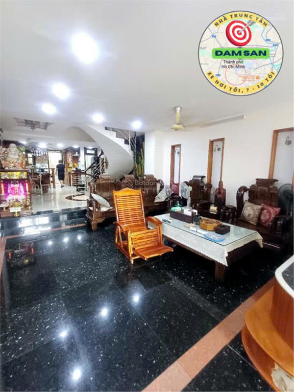 Bán nhà HXH 666 3/2, Q.10, nở hậu, xe hơi ngủ, 9.x tỷ!