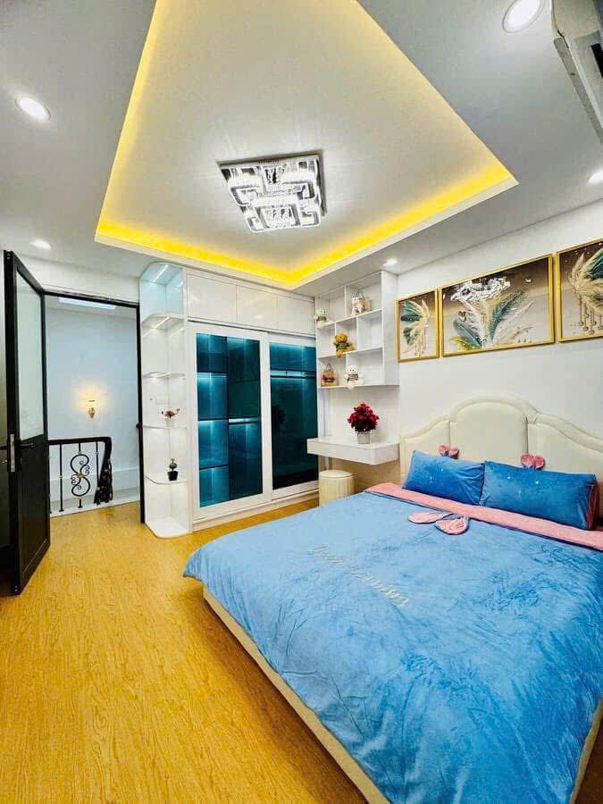 Bán nhà khu vực Phương Liệt, Thanh Xuân, ngõ ô tô, MT 6m, 40m 5T, gần ĐH KTQD, ở yên tĩnh, vừa ở vừa kinh doanh, 11.7 tỷ