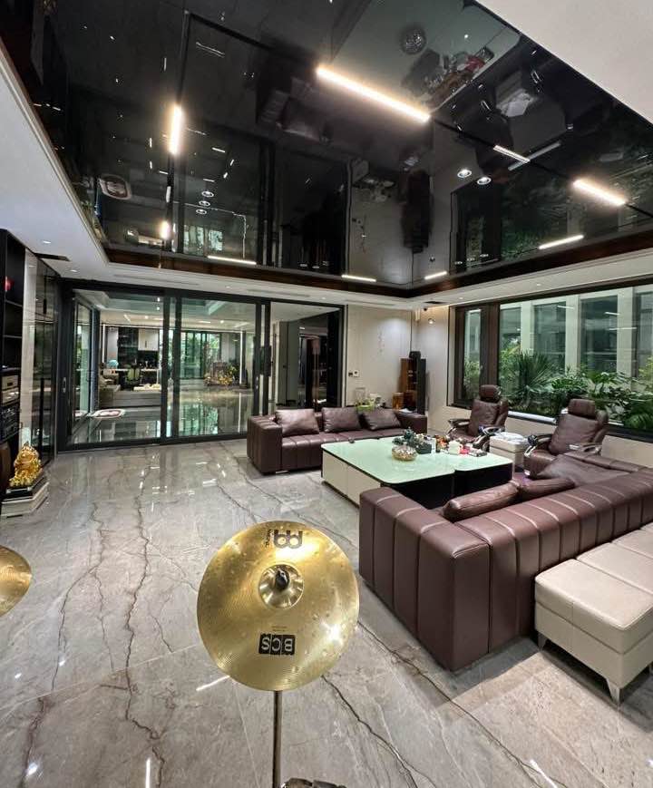40m2
