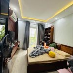  200m2 - 4
