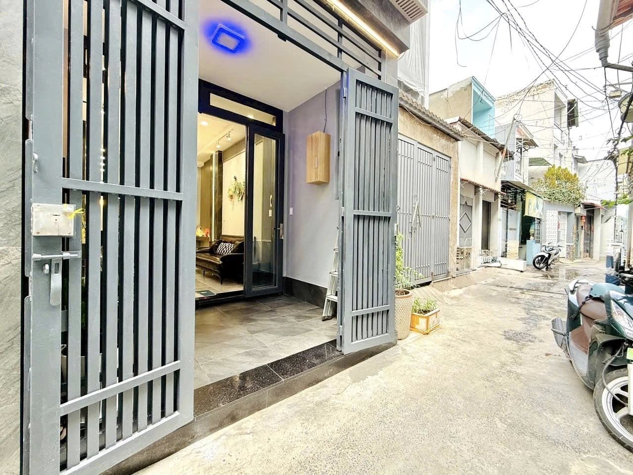 40m2, BÁN GẤP NHÀ 4 TẦNG, 4PN, LÊ ĐỨC THỌ, P16 GV, 5.x TỶ