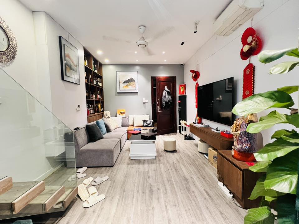 SIÊU HIẾM-Nhà Ngõ 316 Đê La Thành (Xã Đàn, Khâm Thiên) 54m/ 7T Thang máy 16.8 Tỷ