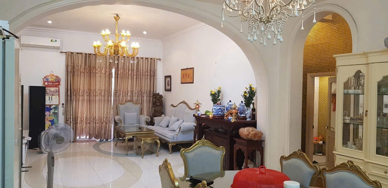 Bán căn hộ 150m2, Chung cư cao cấp Đốc Ngữ, Ba Đình. Giá 14.5 tỷ