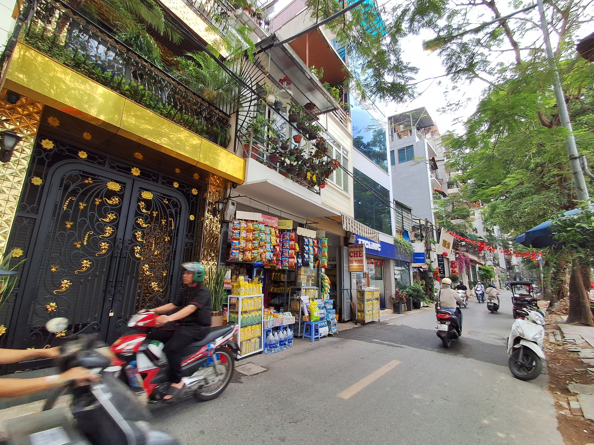 BÁN TÒA NHÀ MẶT PHỐ VIEW HỒ HOÀNG CẦU - 6 TẦNG THANG MÁY - BA ĐÌNH