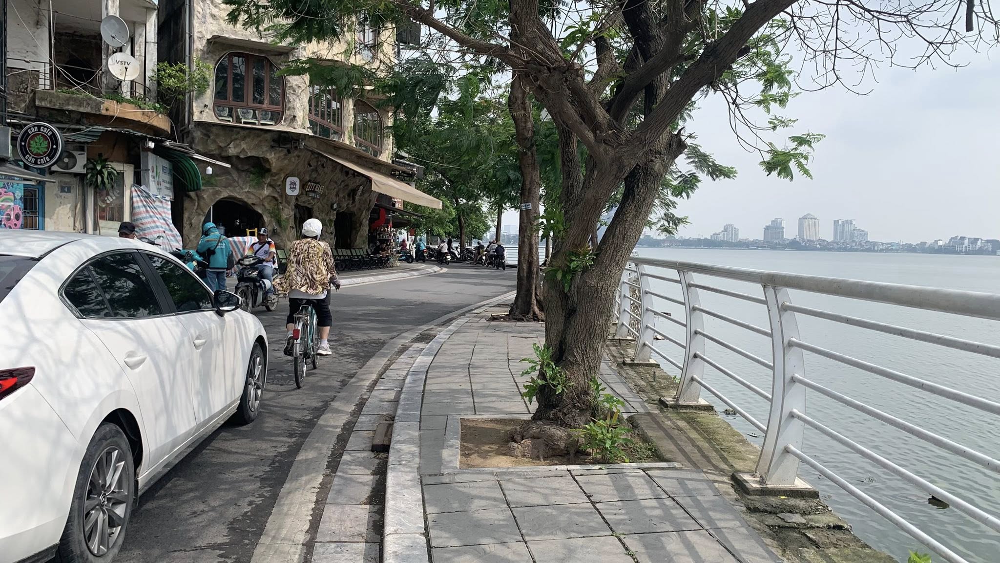 BÁN MẢNH ĐẤT VÀNG – MẶT PHỐ NGUYỄN ĐÌNH THI – HƠN 100M2 – GIÁ 53 TỶ – VỈA HÈ 2 BÊN – KINH DOANH ĐỈNH