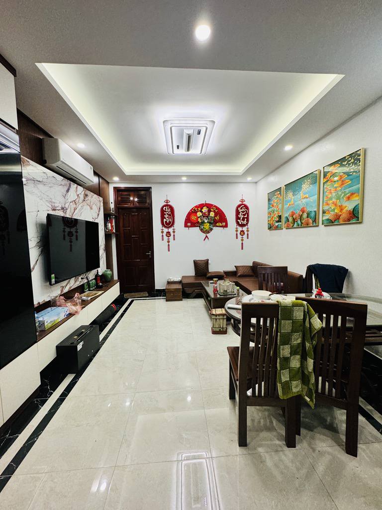 KĐG Ngô Thì Nhậm, Hà Đông, Ô tô tránh, C Thủy bán nhà 51m, phân lô, gần chợ, chỉ hơn 10 ty