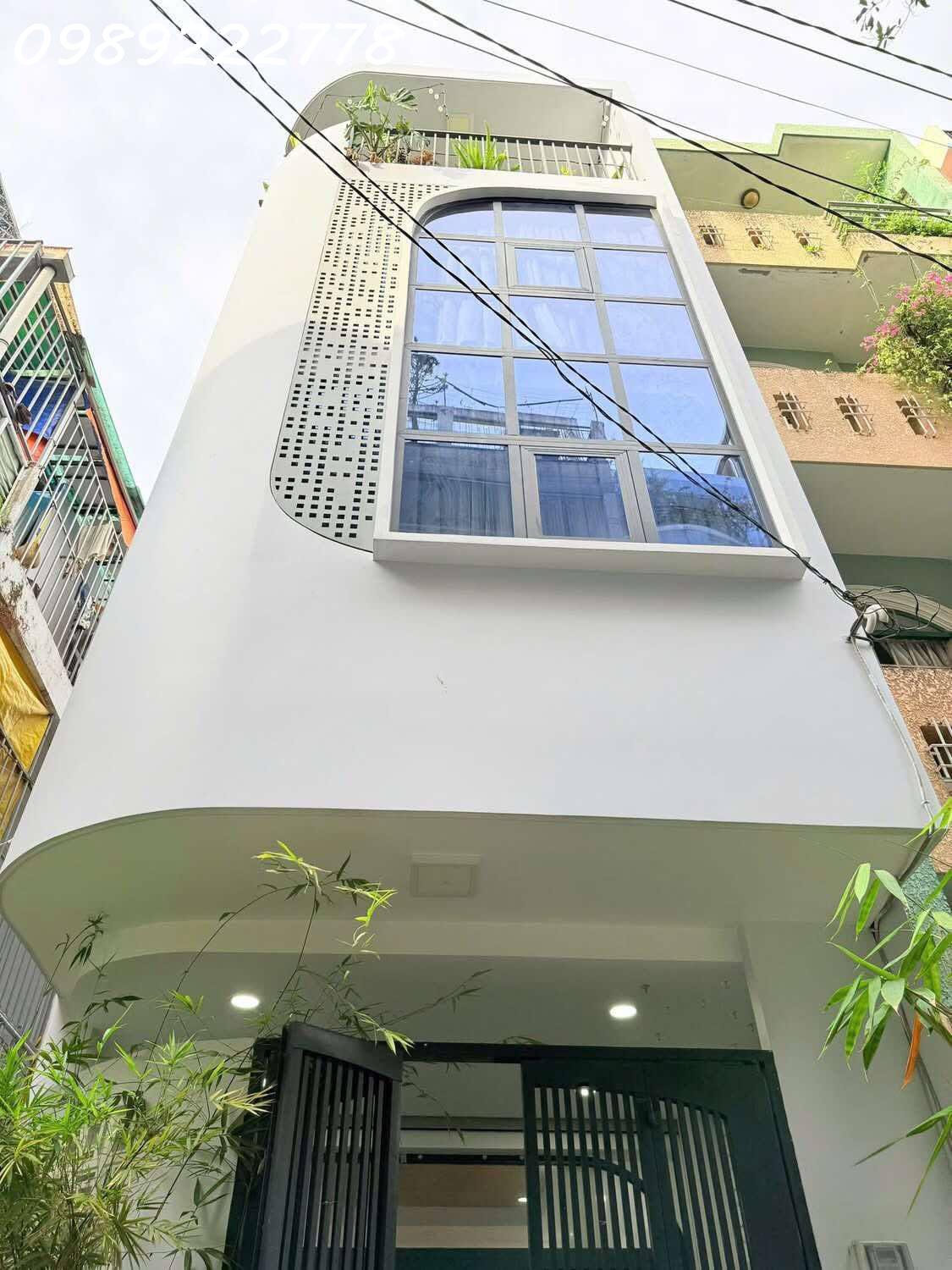 SIÊU PHẨM [#QUẬN_10]—P11 - HẺM XE HƠI - LÔ GÓC - SIÊU ĐẸP- FULL NỘI THẤT CAO CẤP- 4.2X14M - 5 TẦNG - 3PN MASTER