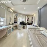  64m2 - 5