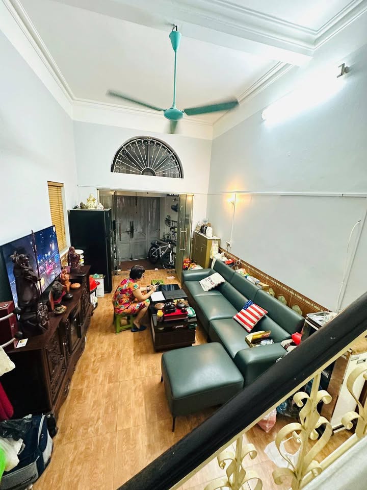 CẦN BÁN GÂP NHÀ PHỐ LÊ QUANG ĐẠO – PHÚ ĐÔ, 45M2 5 TẦNG NHỈNH 7 TỶ, NHÀ ĐẸP DÂN XÂY – NGÕ NÔNG RỘNG