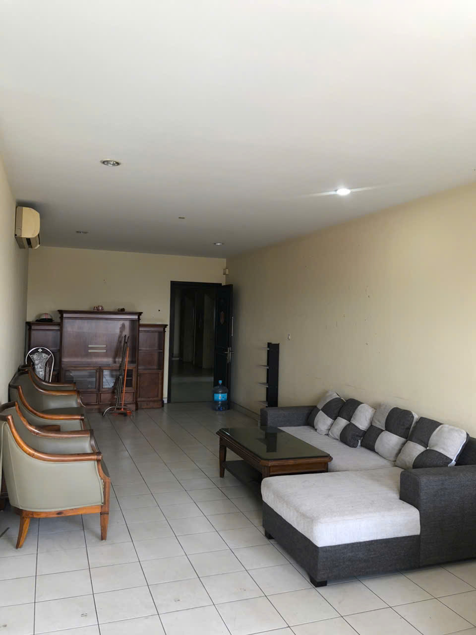 Cần Cho thuê căn hộ An Phú Quận 6, Dt : 101 m2, 2PN, 2WC, Giá : 8.5 tr/th,