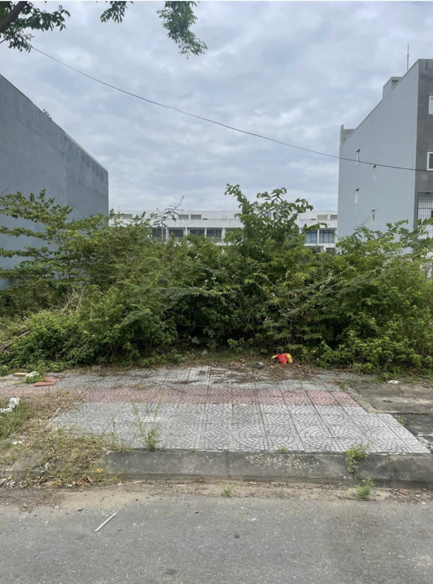110m2