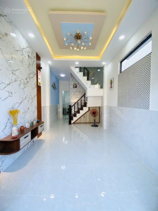 Nhà Quận 8, xe hơi tới cửa, 4x13m, 4 phòng ngủ, giá 4 tỷ nhỉnh, sổ hồng riêng.Lh: 0939345129