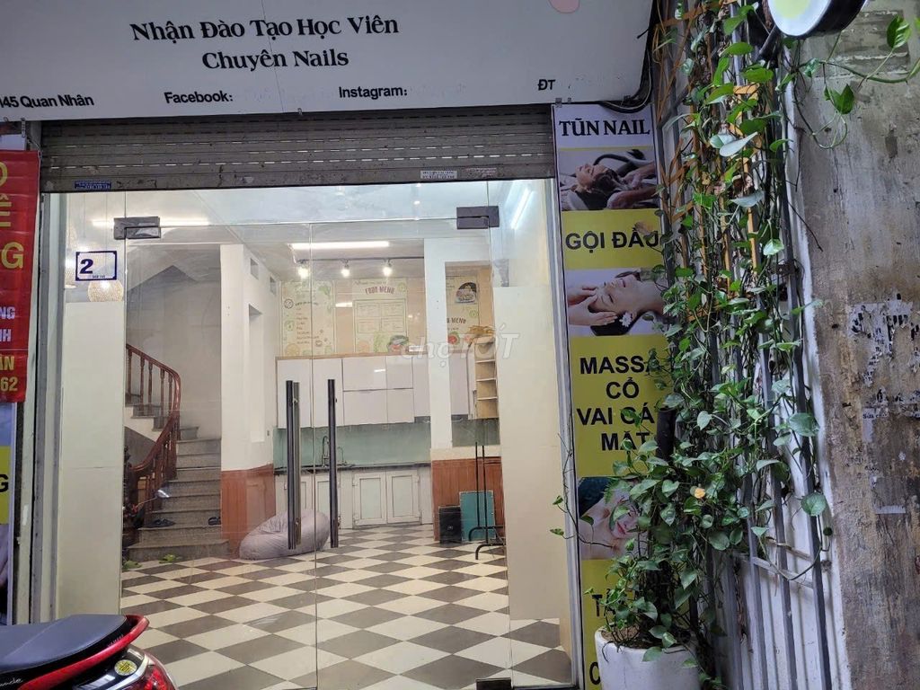 Cho thuê làm văn phòng công ty, bán hàng kinh doanh trực tiếp kết hợp ở được, hoặc bán hàng online 100m2 phố Quan Nhân,