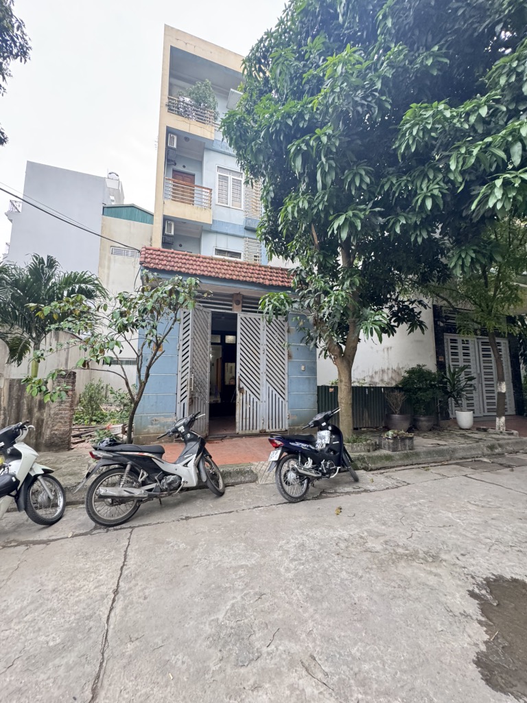 BÁN NHÀ NGỌC THỤY 23 tỷ 80m MẶT TIỀN 5m CÔNG VIÊN VỈA HÈ Ô TÔ ĐỖ CỬA