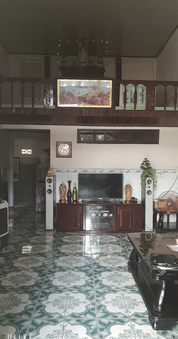  102m2