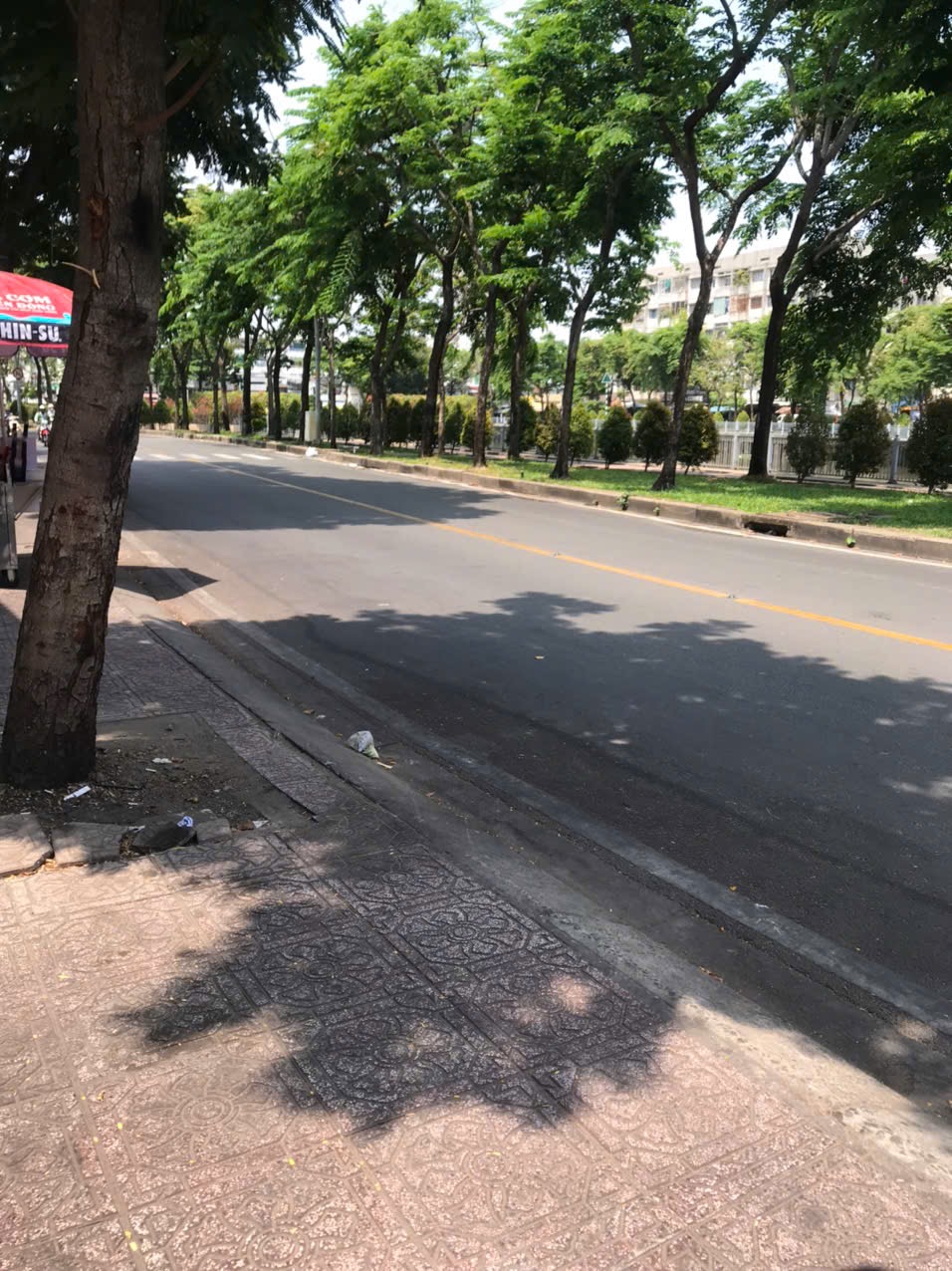 Bán nhà Q1 sát mặt tiền bờ kè Hoàng Sa p.Tân Định.dt 3m2 x 6m1 nở hậu 5m7